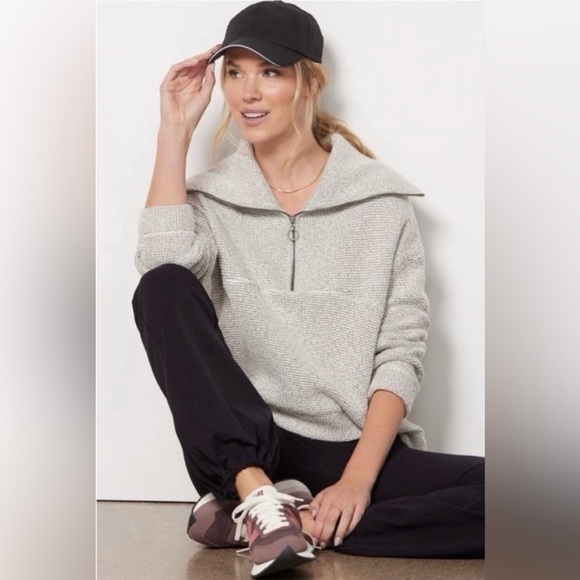Sweaty Betty Tops - Sweaty Betty high low half zip sweatshirt in great condition!
